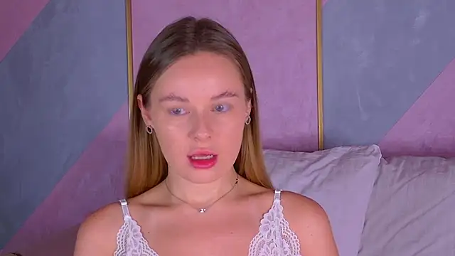 BeatriceEsmont online show from October 23, 7:23 pm