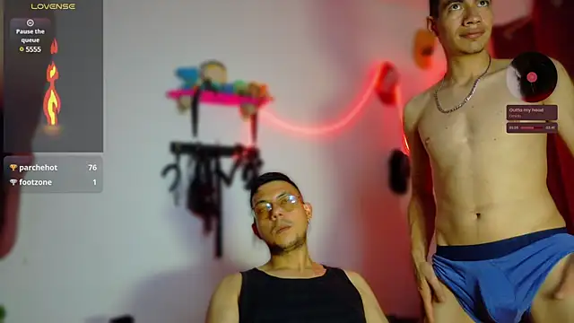 Snapshot of Nymphobuddies chatting on February 14, 10:58 pm Nymphobuddies online show from February 14, 10:58 pm