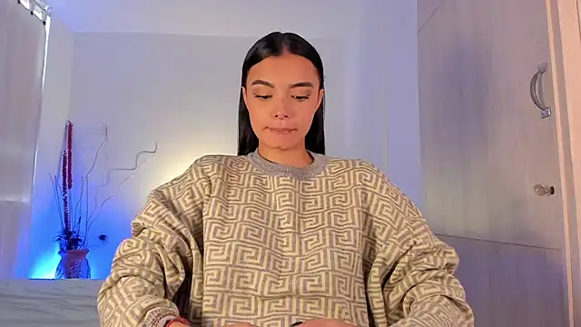 AnabelWolf online show from February 4, 7:33 pm