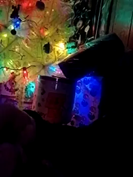 Snapshot of realoneNocap chatting on November 18, 9:25 am realoneNocap online show from November 18, 9:25 am