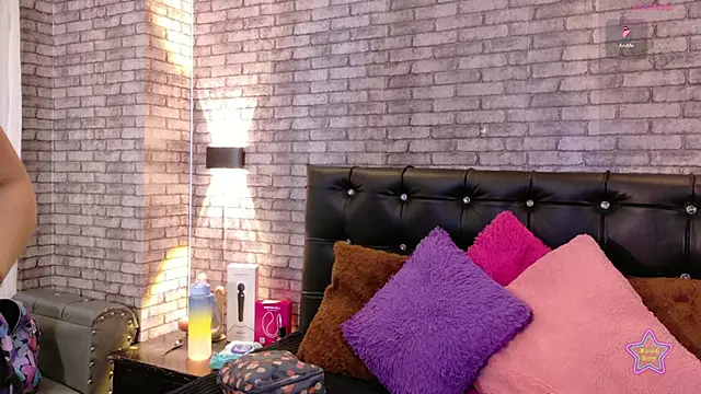 cherry coper online show from March 5, 12:56 pm