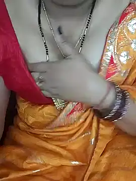 Snapshot of Mayuri77 chatting on February 2, 9:30 am Mayuri77 online show from February 2, 9:30 am
