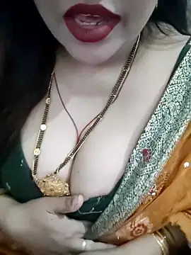 Snapshot of Mayuri77 chatting on February 19, 6:09 am Mayuri77 online show from February 19, 6:09 am