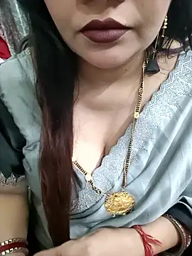 Snapshot of Mayuri77 chatting on March 21, 5:27 pm Mayuri77 online show from March 21, 5:27 pm