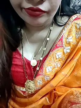 Snapshot of Mayuri77 chatting on April 9, 5:40 am Mayuri77 online show from April 9, 5:40 am
