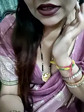 Snapshot of Mayuri77 chatting on April 27, 6:55 am Mayuri77 online show from April 27, 6:55 am