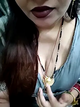 Snapshot of Mayuri77 chatting on May 2, 10:53 am Mayuri77 online show from May 2, 10:53 am