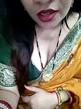 Snapshot of Mayuri77 chatting on May 7, 7:03 am Mayuri77 online show from May 7, 7:03 am
