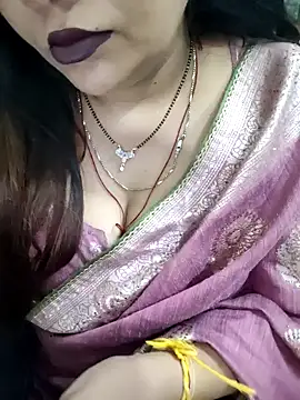 Snapshot of Mayuri77 chatting on May 28, 6:05 pm Mayuri77 online show from May 28, 6:05 pm