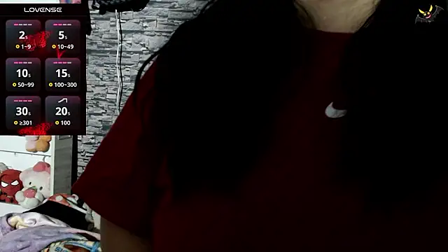 Snapshot of sofi_bronw chatting on March 4, 10:10 am sofi bronw online show from March 4, 10:10 am