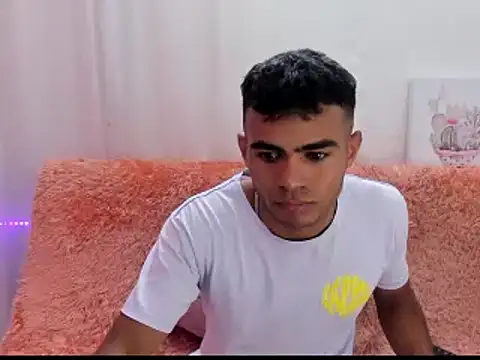 alessandro 2005 online show from February 3, 12:25 am