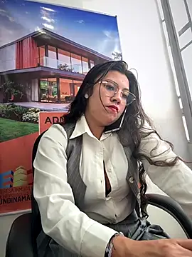 LIZ-06  online show from December 16, 2:44 pm