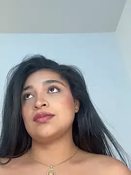 Snapshot of AdeleGray chatting on February 3, 2:53 am AdeleGray online show from February 3, 2:53 am