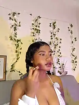 Snapshot of emmamillher chatting on September 20, 9:38 pm emmamillher online show from September 20, 9:38 pm