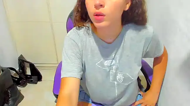 Lily anal squirt  online show from December 21, 7:27 pm