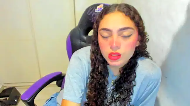 Lily anal squirt  online show from December 29, 8:04 pm