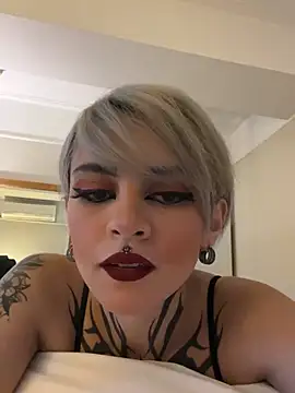 Trinity   s online show from January 4, 5:47 pm