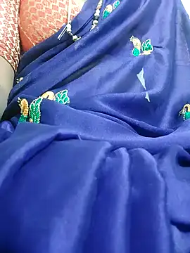 Cute-chinny online show from January 20, 6:53 pm