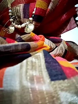 Cute-chinny online show from February 5, 12:42 am