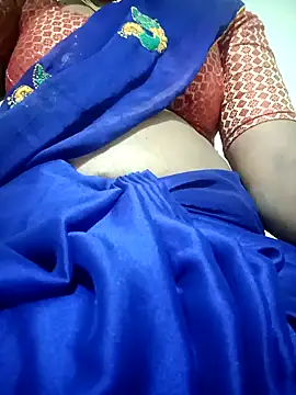 Cute-chinny online show from February 7, 1:11 pm