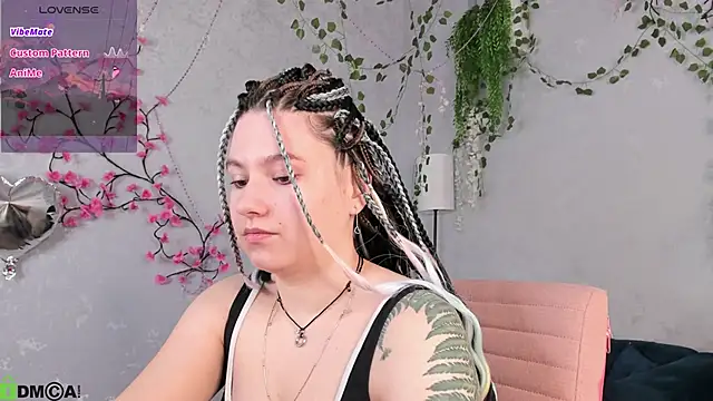 Snapshot of Bonni_Meiz chatting on February 20, 3:03 am Bonni Meiz online show from February 20, 3:03 am