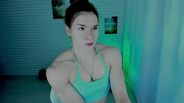Lisa Ray online show from May 10, 4:39 am