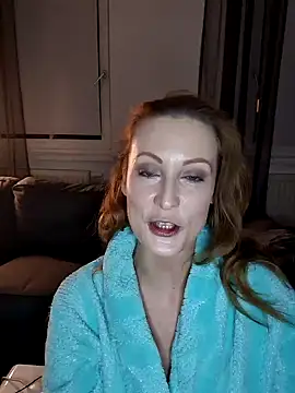 IsabellaLuiXXX online show from December 9, 3:44 pm