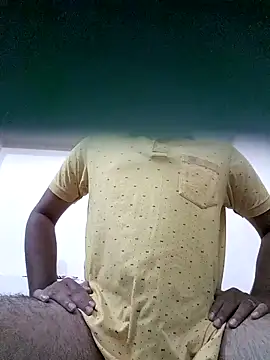 Snapshot of rayyan_krish chatting on December 12, 5:37 pm rayyan krish online show from December 12, 5:37 pm