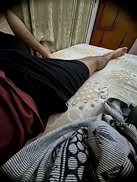 Snapshot of rayyan_krish chatting on February 9, 5:43 pm rayyan krish online show from February 9, 5:43 pm