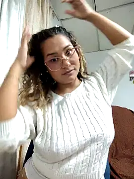 BrendaGirs online show from November 17, 4:40 am