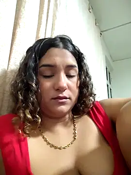 Snapshot of BrendaGirs chatting on February 11, 3:11 am BrendaGirs online show from February 11, 3:11 am