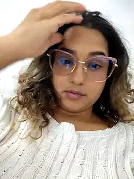 Snapshot of BrendaGirs chatting on February 21, 2:23 am BrendaGirs online show from February 21, 2:23 am