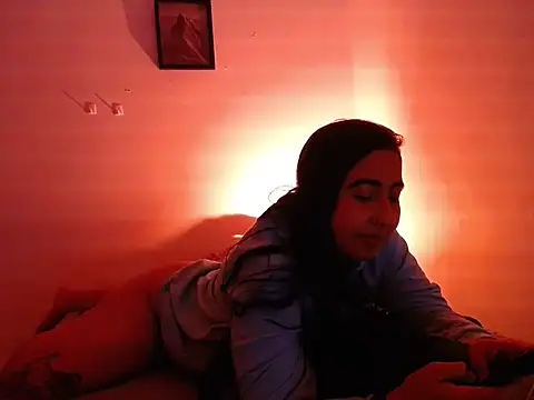 aria jhonsson online show from December 29, 4:27 am