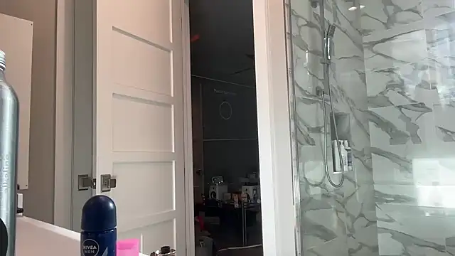 69woodinson online show from March 25, 1:39 pm