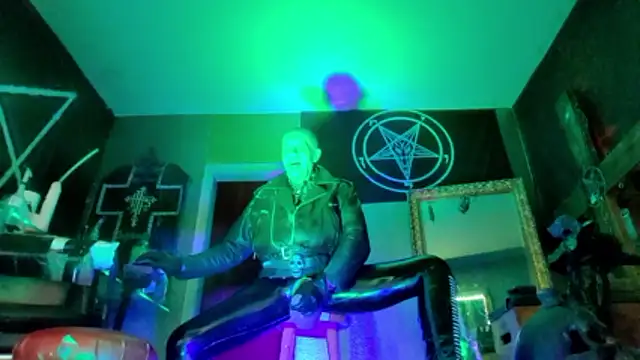 BULGEDEMON online show from April 3, 9:46 pm