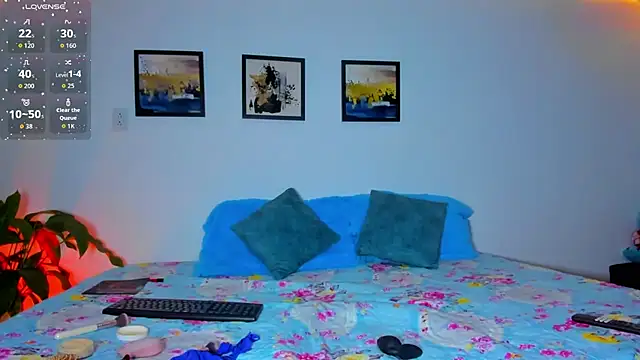 elafranco  online show from November 6, 11:00 am