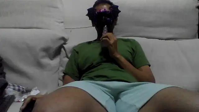 Snapshot of Justforfun_ind1 chatting on December 7, 11:07 am Justforfun ind1 online show from December 7, 11:07 am