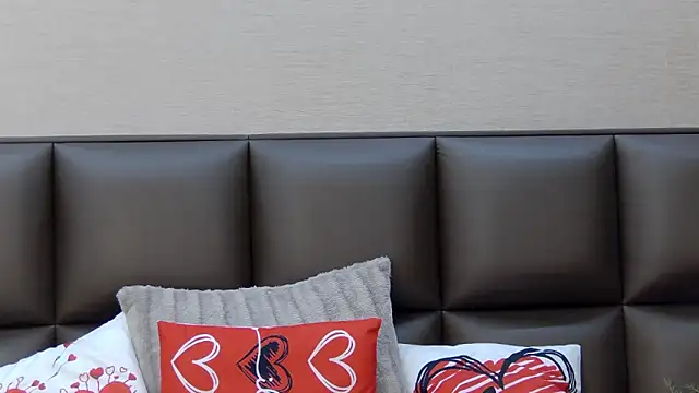 FoxyJoy online show from February 9, 3:10 am