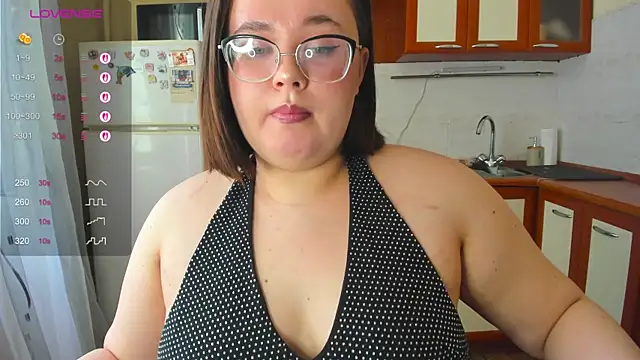 Jessica Joy online show from May 17, 7:50 am
