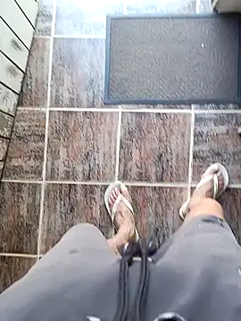 Snapshot of paubabando_ chatting on January 13, 5:33 pm paubabando online show from January 13, 5:33 pm