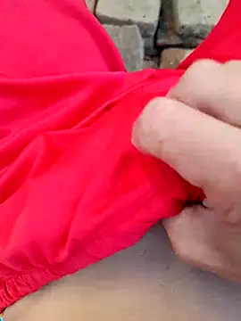 Snapshot of paubabando_ chatting on March 8, 10:22 am paubabando online show from March 8, 10:22 am