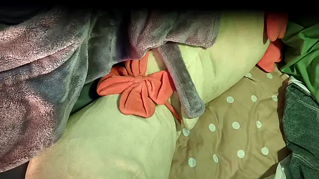 Weiwei5200 online show from November 24, 1:22 pm