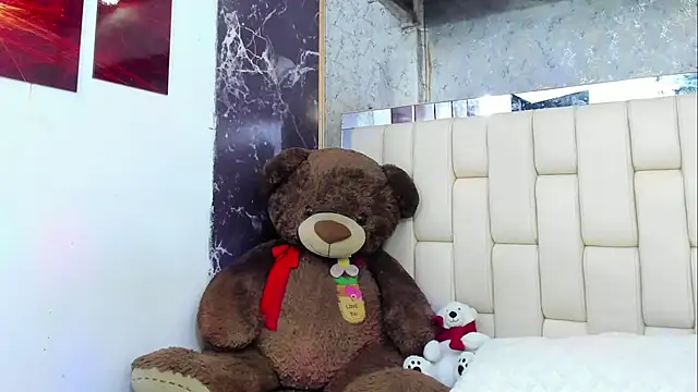 Bi Latin Boys1 online show from December 13, 12:39 pm