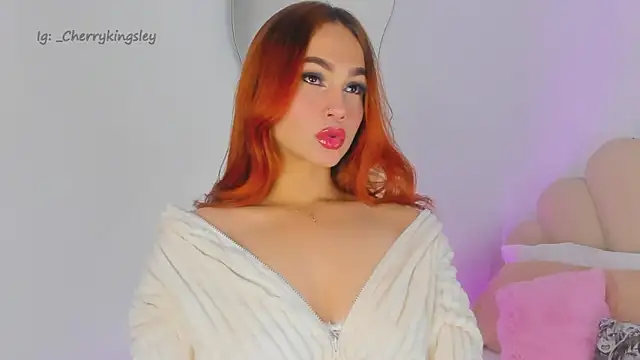  cherrykingsley1 online show from April 17, 4:15 am