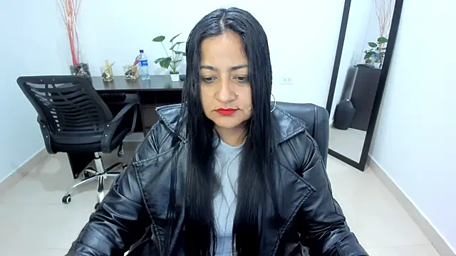 Adele Sweett online show from February 26, 10:47 am