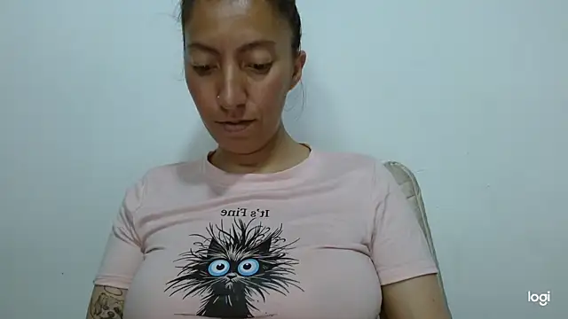 Snapshot of kaybabyhot chatting on June 25, 7:51 pm kaybabyhot online show from June 25, 7:51 pm