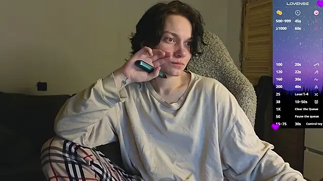 esajukyy online show from April 2, 3:42 pm