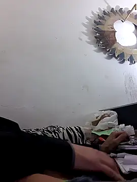 Snapshot of Cuming_Out chatting on February 15, 6:59 pm Cuming Out online show from February 15, 6:59 pm