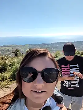 Samira-Summer online show from February 24, 9:18 am