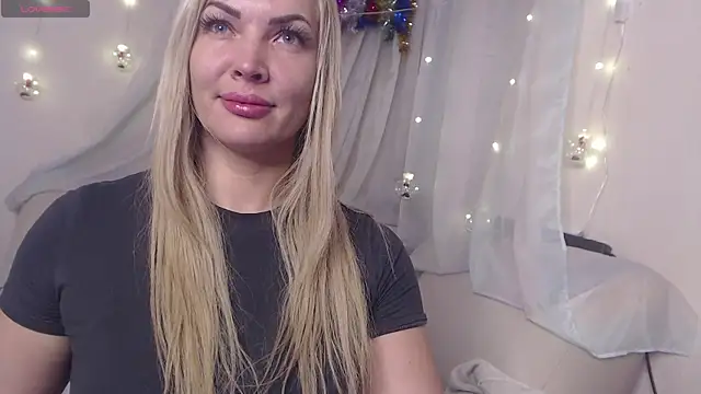 Snapshot of lissa_voxx chatting on January 9, 9:59 am lissa voxx online show from January 9, 9:59 am